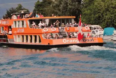 bateau Orange