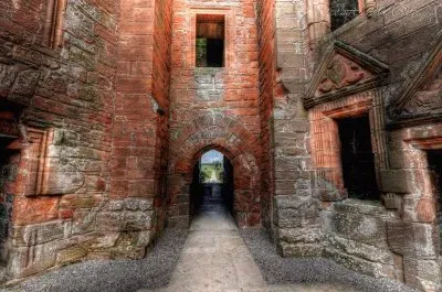 caerlaverock castle