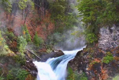 Cascada Los Alerces. RÃ­o Negro. Argentina