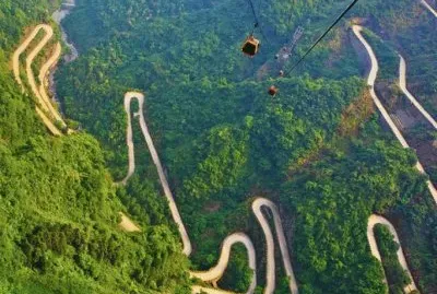 MontaÃ±as Tianmen. Hunan. China