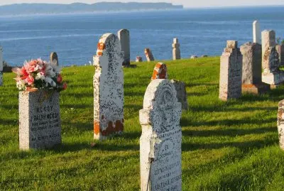 Graveyard in PercÃ©, Quebec jigsaw puzzle