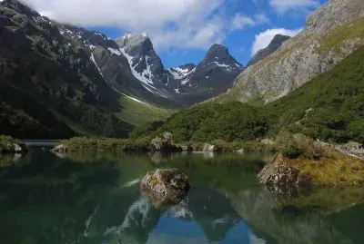 Lago McKenzie. Nueva Zelanda jigsaw puzzle