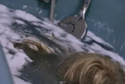 PoupÃ©e prend son bain