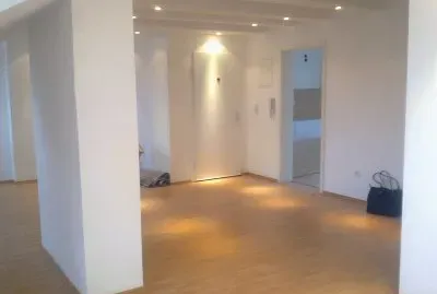 Top Apartment