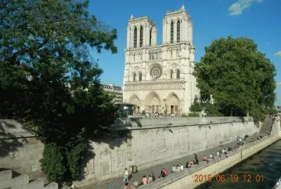 iglesia en paris