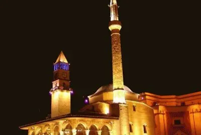 פאזל של moschea di Ethem Bey