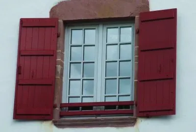 Contraventana