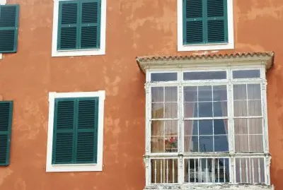 Casa y ventana jigsaw puzzle