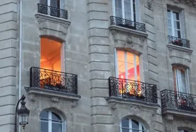 Casa y luces