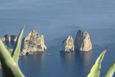 Capri, i faraglioni