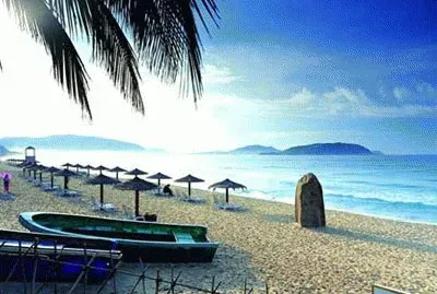 yalong bay