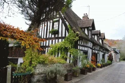 פאזל של Lyons-La ForÃªt (Francia)