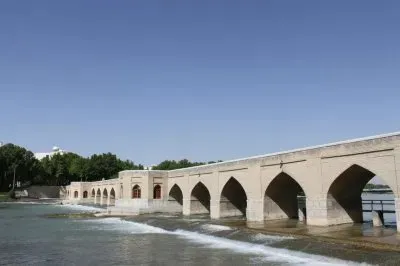 פאזל של jouie bridge