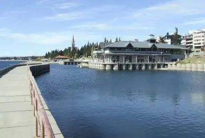En Bariloche. Provincia de RÃ­o Negro jigsaw puzzle