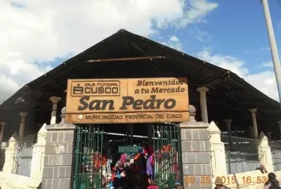 Mercado San Pedro - Cusco - Peru