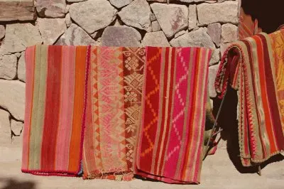 tejidos purmamarqueÃ±os jigsaw puzzle