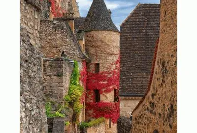 La Roque-Gageac PÃ©rigord (Francia)