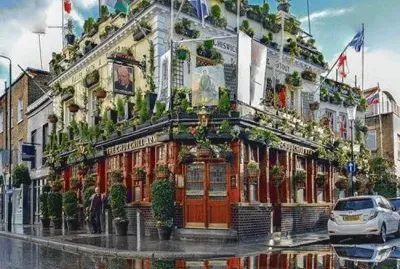 Churchill Arms-Notting Hill (Londres)