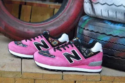 multicolor jigsaw puzzle