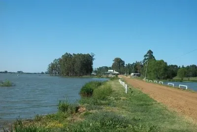Lago Salto Grande. Entre RÃ­os. Argentina