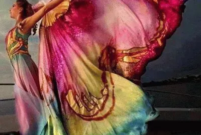 Dancing Lady
