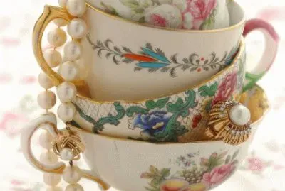 פאזל של Fashion Jewelry in Tea Cups