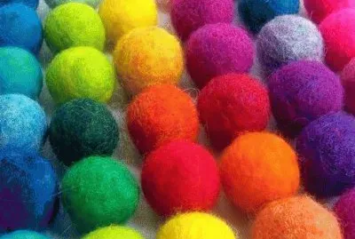 Colored Ball 's