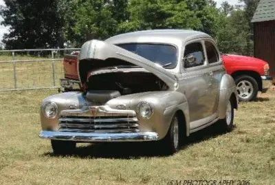 Classic Ford jigsaw puzzle