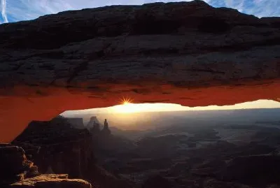 Mesa_Arch_Canyonlands_Utah