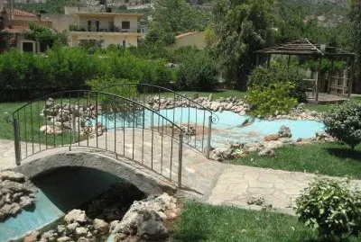 פאזל של Garden, Knossos, Crete, Greece