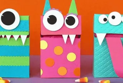 multicolor jigsaw puzzle