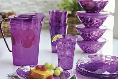 Ice Prisms Tupperware Serving Set
