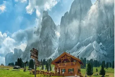 Los Dolomitas-Italia