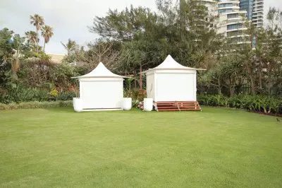 Hotel Huts in Umhlanga Rocks