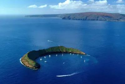 THE MOLOKINI CRATER IN HAWAII