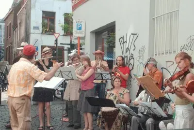 Instant musical prÃ¨s des puces