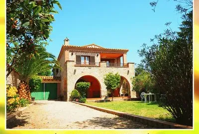 PRECIOSA CASA RUSTUCA - CASTELLÃ“ DÂ´EMPURIES