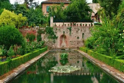 Interior de la Alhambra de Granada