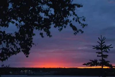 Sun 's last glow       LJ