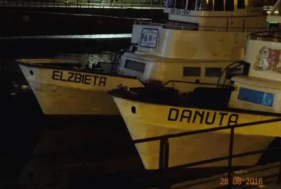 Zwei MÃ¤dels bei Nacht jigsaw puzzle