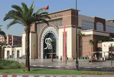 פאזל של EstaciÃ³n de ferrocarril de Marrakech