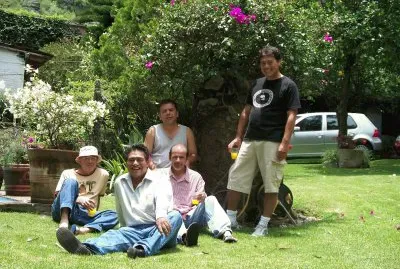 BUENOS AMIGOS