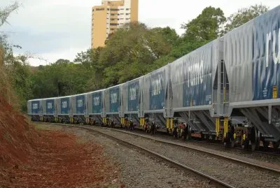 פאזל של Estrada de ferro Vitoria Minas