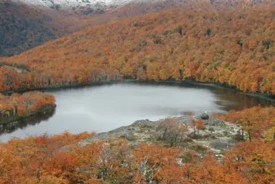 Laguna El Huemul. Chubut. Argentina