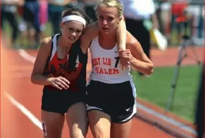 COMPAÃ‘ERISMO EN EL DEPORTE