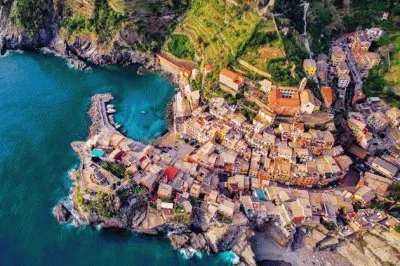 Vernazza, Cinque Terre, Italia, por Jcourtial jigsaw puzzle