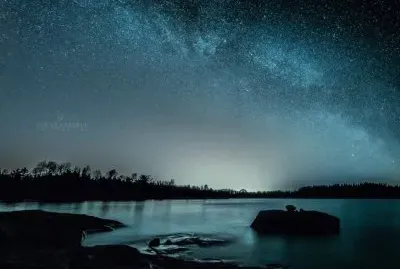 Noche en la Orilla del Mar - Finlandia Nocturna