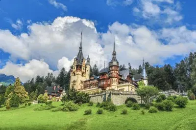 castillo de peles.jpg