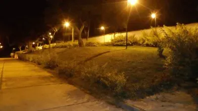 nocturna alrededor del campo santo