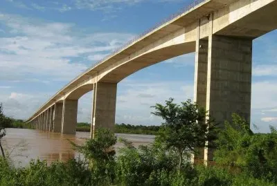 Ponte sobre o Rio São Francisco - JanuÃ¡ria - MG